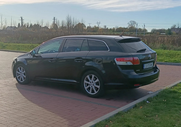 Toyota Avensis cena 18500 przebieg: 312000, rok produkcji 2009 z Warszawa małe 277